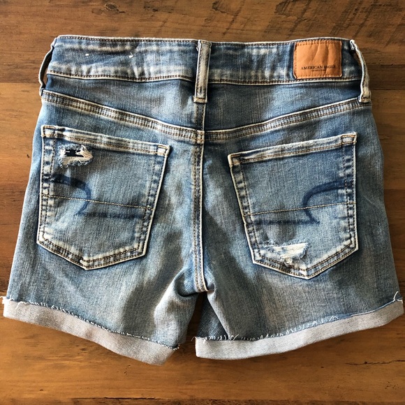 SOLD——AE shorts - Picture 3 of 3